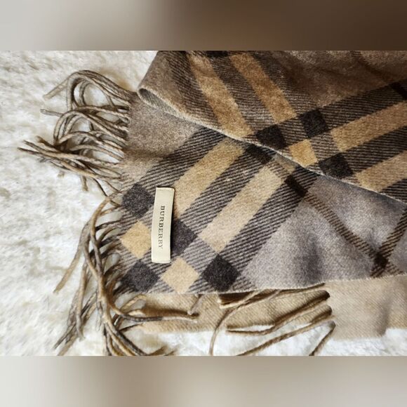 Burberry Scarf  - Picture 9 of 12